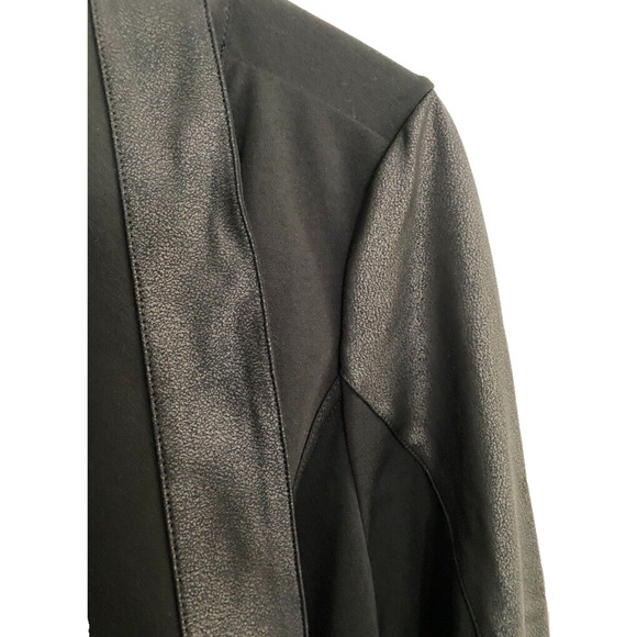 DG2 Diane Gilman- black long sleeve jacket & faux leather trim- women's size 1X - Picture 2 of 6